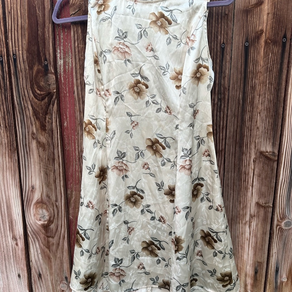 Source Unknown Beige Floral Midi Dress
